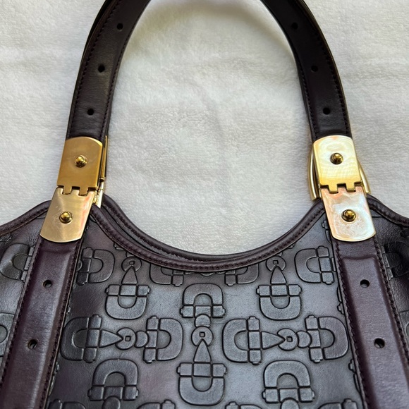 On sale! Authentic Gucci leather tote bag.  Special reduction by $100 off. - Picture 4 of 13